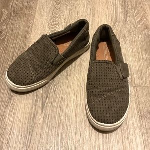 TOMS Kids Luca Shoes Olive Size 11
